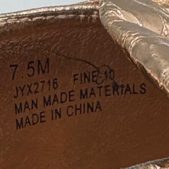 Cape Robbin | Vegan Metallic Rose Gold Knotted Pointed Toe Slip On Flats Mules - Picture 9 of 13